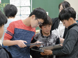 【タブレット端末活用・プログラミング実践】
インターネットを通した人間関係
〜「NHK for School ココロ部!」を活用して